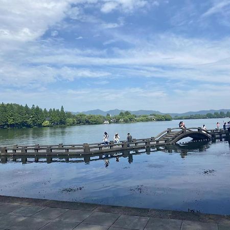 Hangzhou Memory Travel International Hotel-Edge Westlake Екстер'єр фото