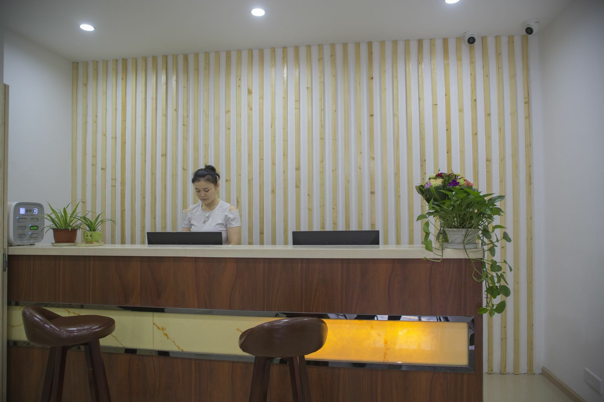 Hangzhou Memory Travel International Hotel-Edge Westlake Екстер'єр фото