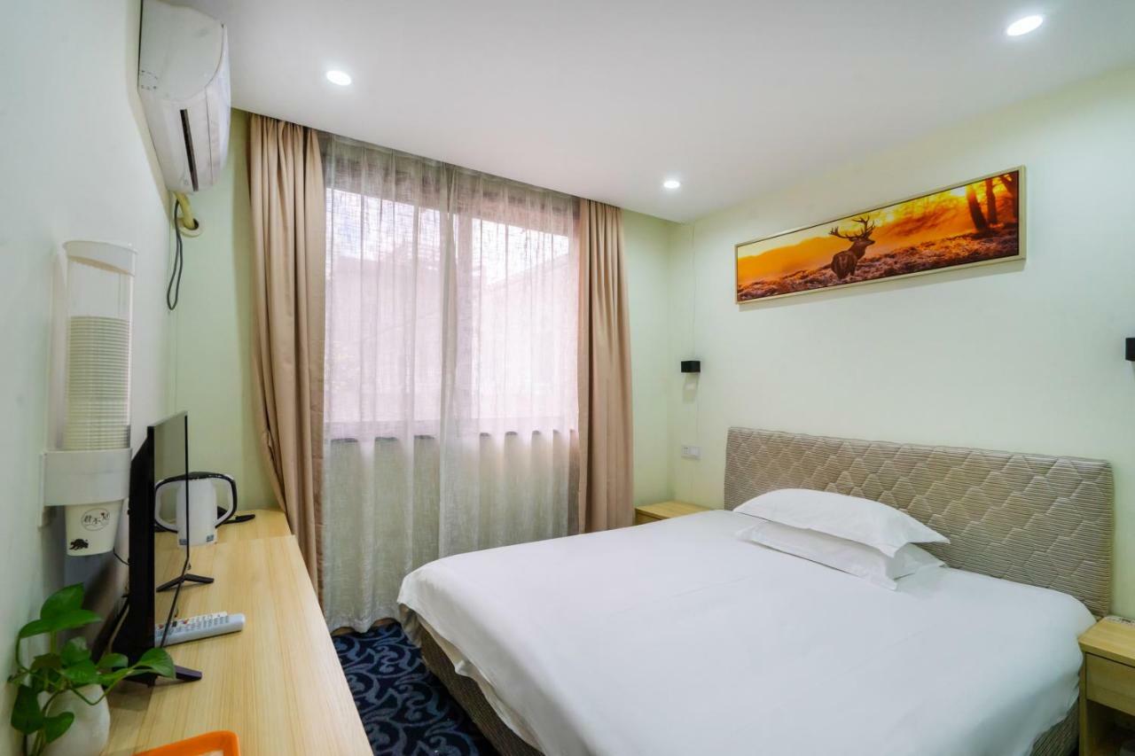 Hangzhou Memory Travel International Hotel-Edge Westlake Екстер'єр фото